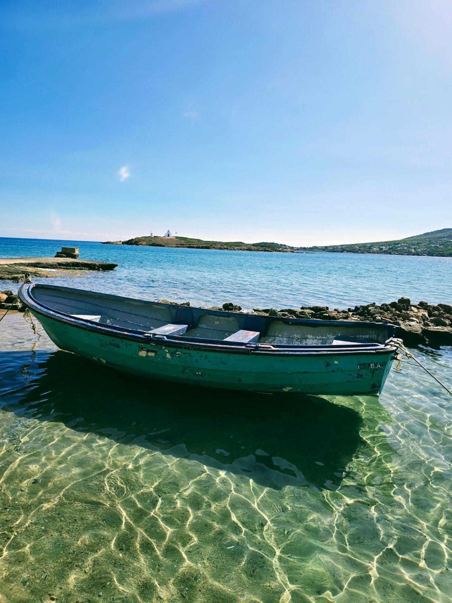 Apartment Vasiliki Studio, Beautiful New Built 10 Km To Airport